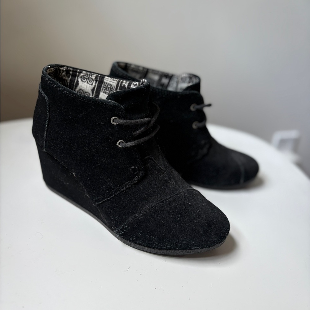 Toms Black Desert Wedge Ankle Boots